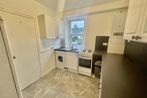 Flat 2, 32 Cleveland Road, TORQUAY, Devon TQ2 5BE photo 5