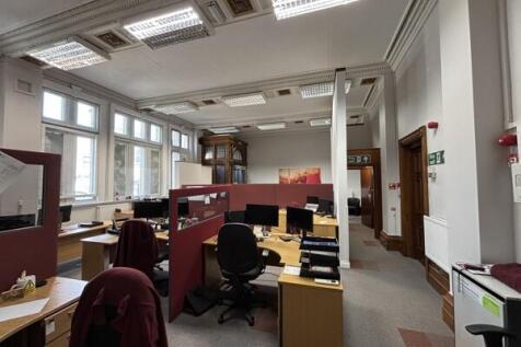 Office to rent Image 6