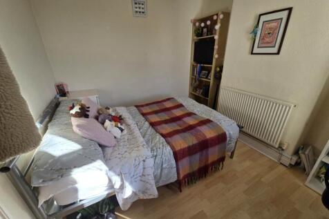 FFM Bedroom (1)