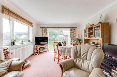 7 Huntingdon Gardens, Market Harborough, LE16 9LE 