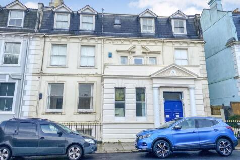 Flat 4, 5 Nelson Gardens, Stoke, Plymouth, PL1 5RH