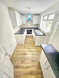 Heald Avenue, Rusholme, Manchester, M14 photo 3