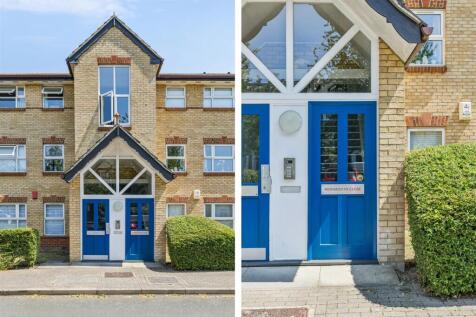 FOR SALE - Monmouth Close, W4