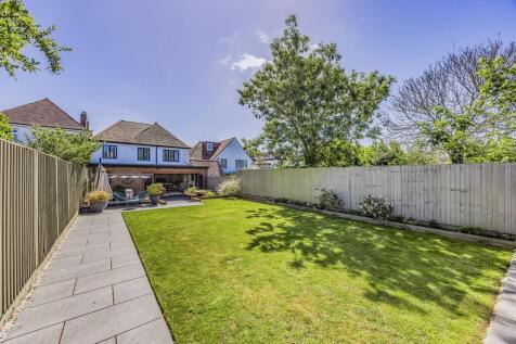9 Brecon Avenue-E...