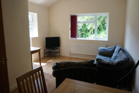 4-bed house on Hermitage Road, Loughborough, £1,820/mo