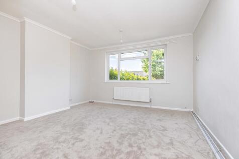 Dugdell Close, Ferndown, Dorset photo 4