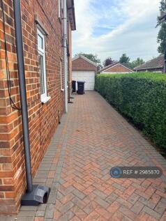 Side Driveway