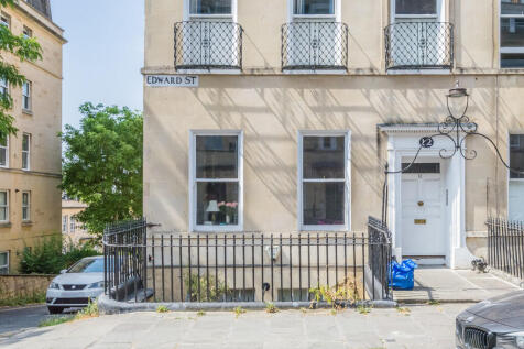 12 Edward Street ...