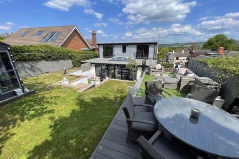 Rear Elevation &amp; Views