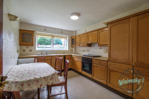 Kitchen breakfast room