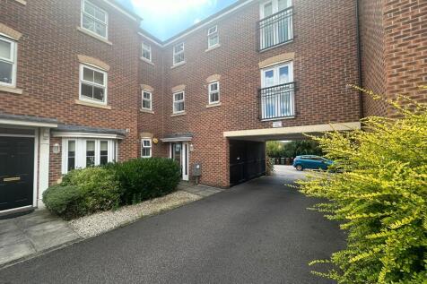 Pontefract, WF9 - property photo