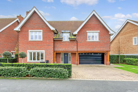 5 Bedroom Detached House
