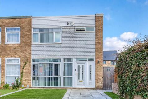 Southend-on-sea, SS3 - property photo