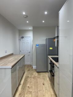 Ferens Close, Durham photo 4