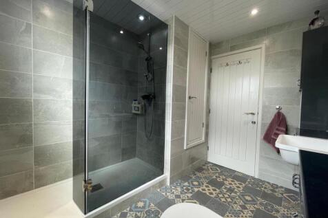 Photo 29-08-2025, 14 43 37 (1).jpg