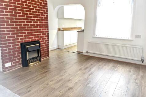 5 Mansfield Road, Sutton-In-Ashfield, Nottinghamshire, NG17 4EL