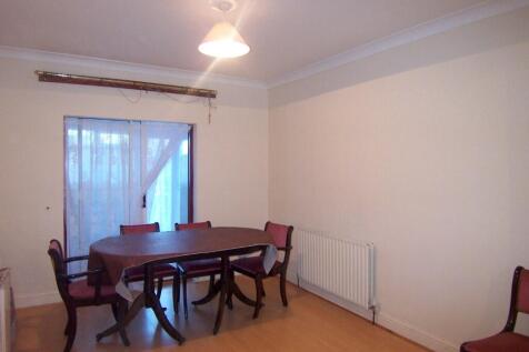 Roxeth Green Avenue, South Harrow photo 4