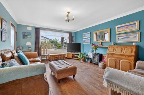 5_3 glen grove, largs_05.jpg