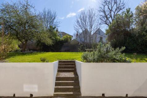 Flat 2, 19 Knowle Road-18.jpg