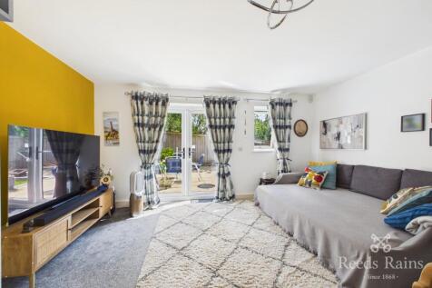 Kitchen/Living Space