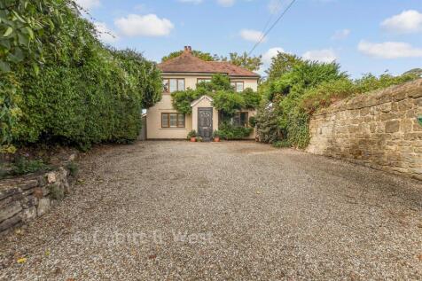 Driveway/Parking