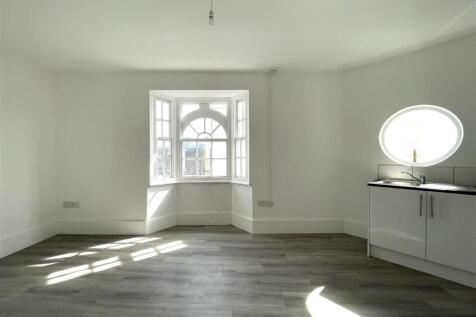 Studio Room