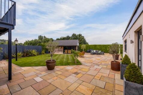 Rose Lodge (Fishtoft)-11