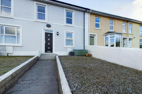 3 Bedroom Mid Terraced House for Sale