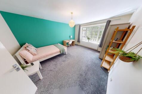 10 Clinton Court, Nottingham, NG1 4DS photo 4