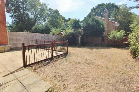 REAR GARDEN -