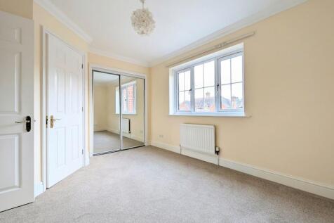 Peppersgate, Lower Beeding, RH13 photo 4