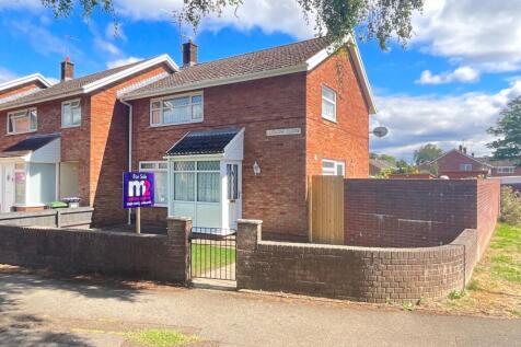 Cwmbran, NP44 - property photo