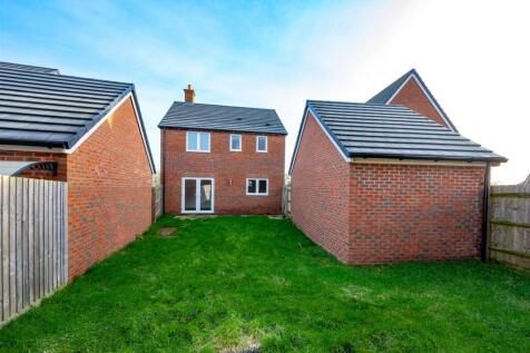 28 Furrow Drive-16.jpg