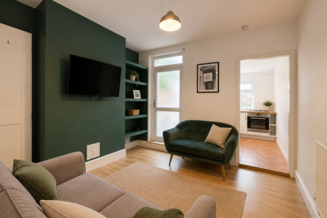 3-bed house on Paget Street, Loughborough, £1,495/mo