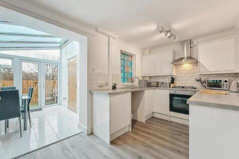 Kitchen to Conservatory