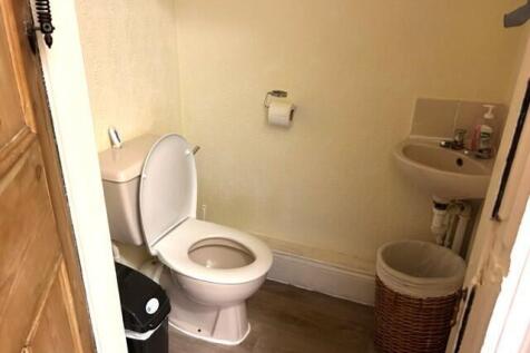Serviced Office to rent Image 9