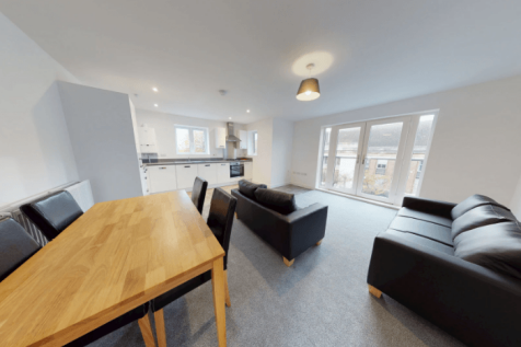 2 Bedroom student flat