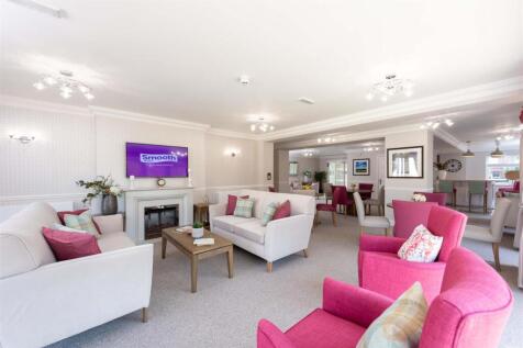 Communal Lounge