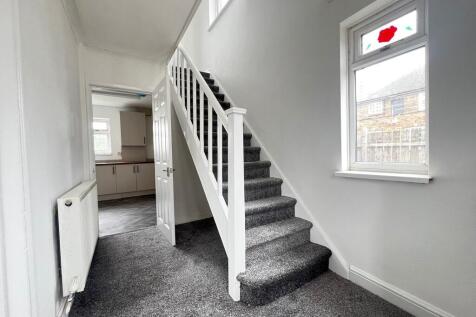 Westerdale Avenue, Redcar, North Yorkshire, TS10 photo 4