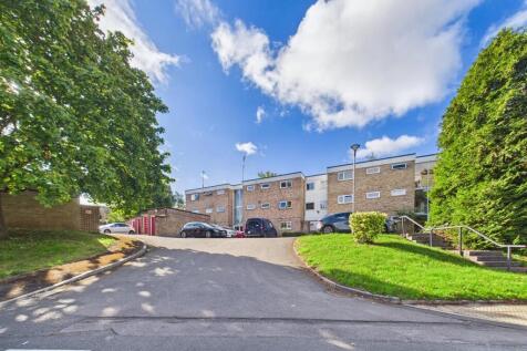 13 - two bed flat in Thornbury.jpg