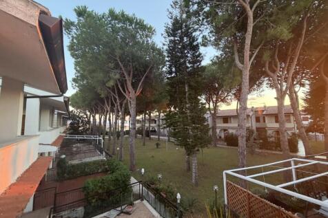 Sea view balcony