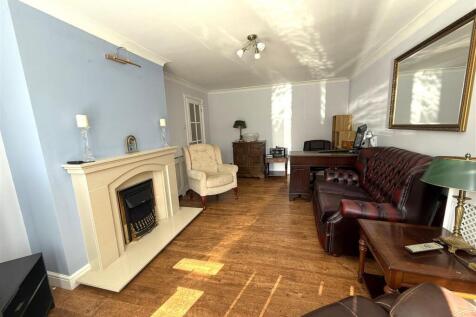 7 mayflower drive new lou.jpeg