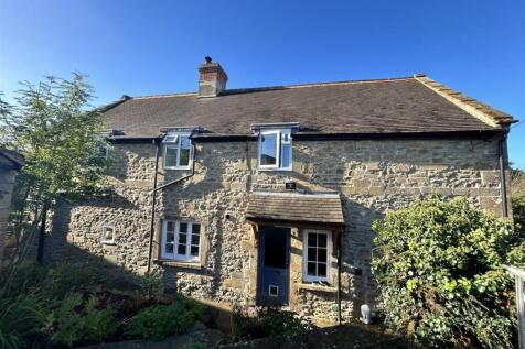 cottage front a.jpg
