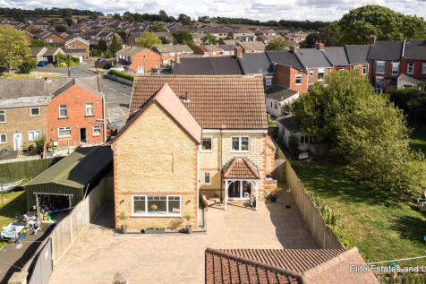 35-DJI_2026081415...