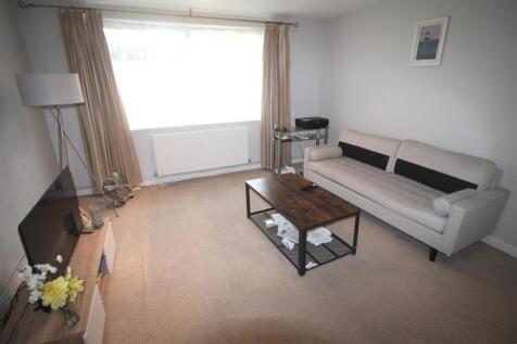 Lounge pic 2.JPG