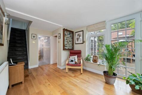 Spindlecroft WEB PH-71.jpg