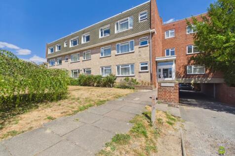  Presented by Clinton at EweMove Bexleyheath and D