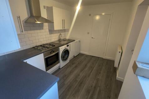 Thorne Grove photo 2