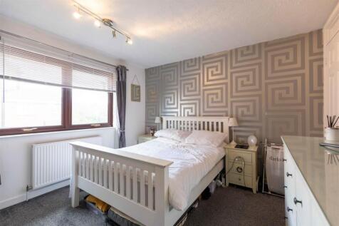 Lockeridge Close, Trowbridge photo 5