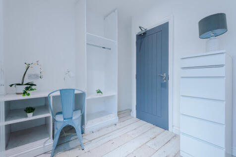 21 Gladstone Terrace bedroom 7